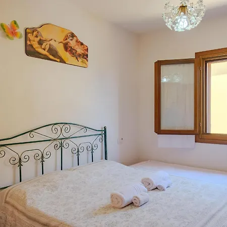 In * Santa Teresa Gallura